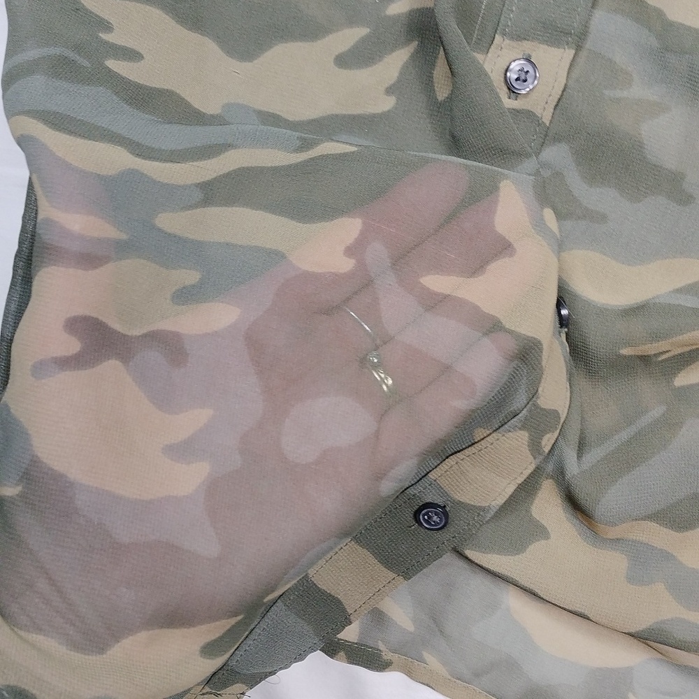 Old Navy Womenssheer Camo Long Sleeve Button Up Shirt Size Small - Picture 8 of 14